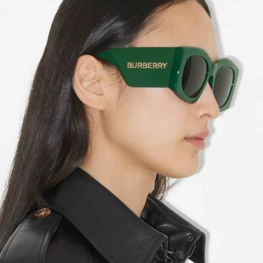 NEW BURBERRY MADELINE BE4388U 4059/87 OVERSIZED WOMEN EYEWEAR BE4388U 405987